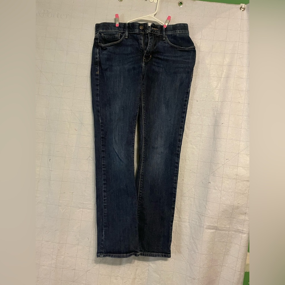 Levi 525 straight leg blue jeans.